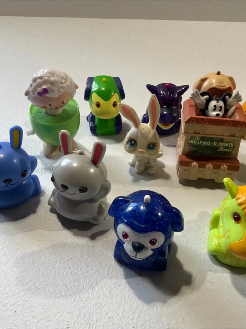 17 Burger King, McDonalds & Misc Mechanical Kids Toys - Untested Selling As Is